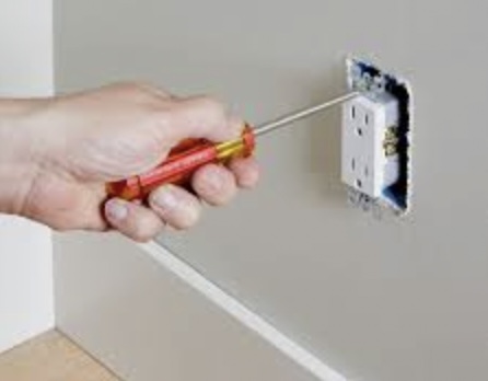 Common Rookie Electrical Mistakes People Who DIY Make