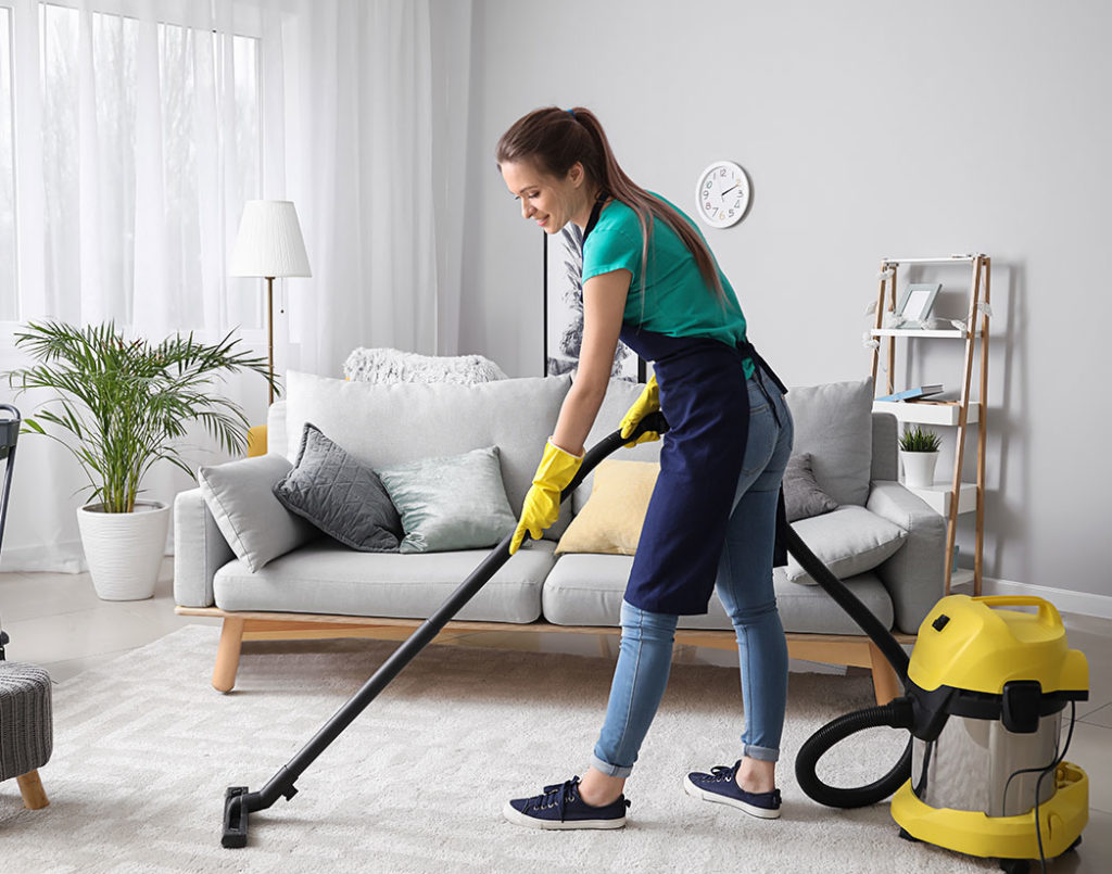 The Pros of Using Professional House Cleaning Services